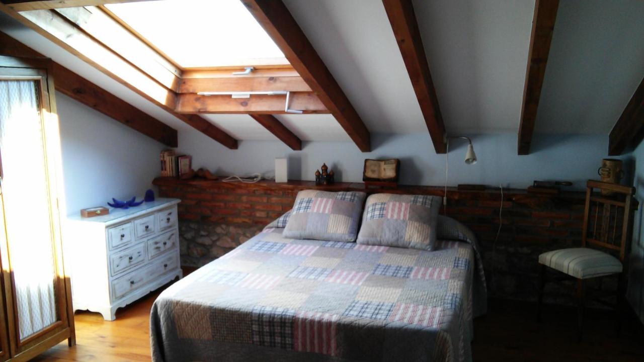 Posada La Llosa De โซโม ภายนอก รูปภาพ